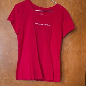Banana Republic Bold Red Short Sleeve Tee